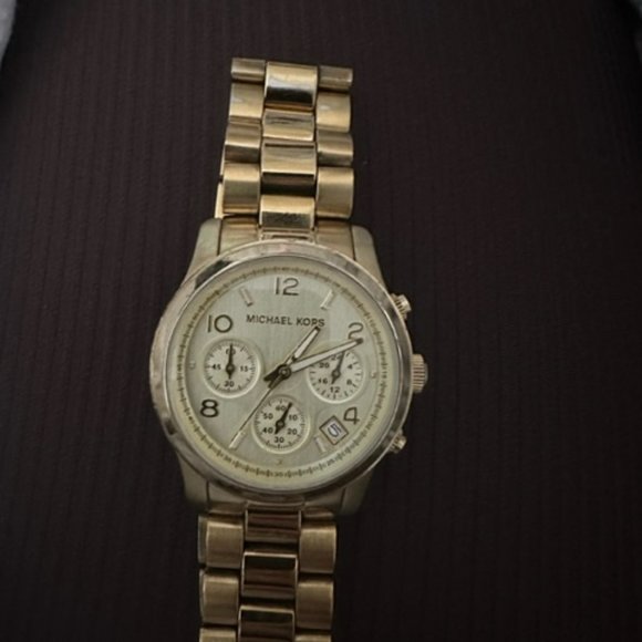 (6) Michael Kors Watches for the price of One! A Color For Every Occasion! main image 6
